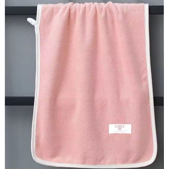 THE TECH TOWEL | FLUFF FREE HEAVEN